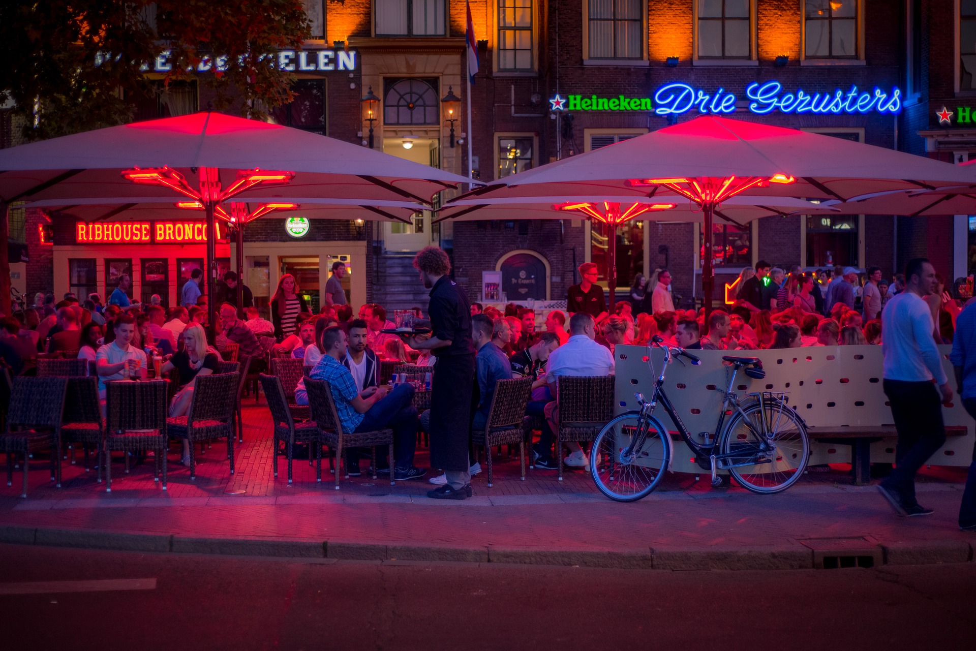 drinks-1746272_1920 (1)